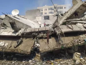 Tragedia a Gaza: Crolli mortali in seguito a forti piogge MILANO (ITALPRESS) – Un drammatico...