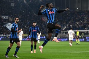 Atalanta trionfa con Kossounou e Lookman, Fiorentina battuta nuovamente.