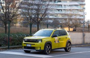 Scopri il test drive della Fiat Grande Panda a Milano CityLife: emozioni su quattro ruote!