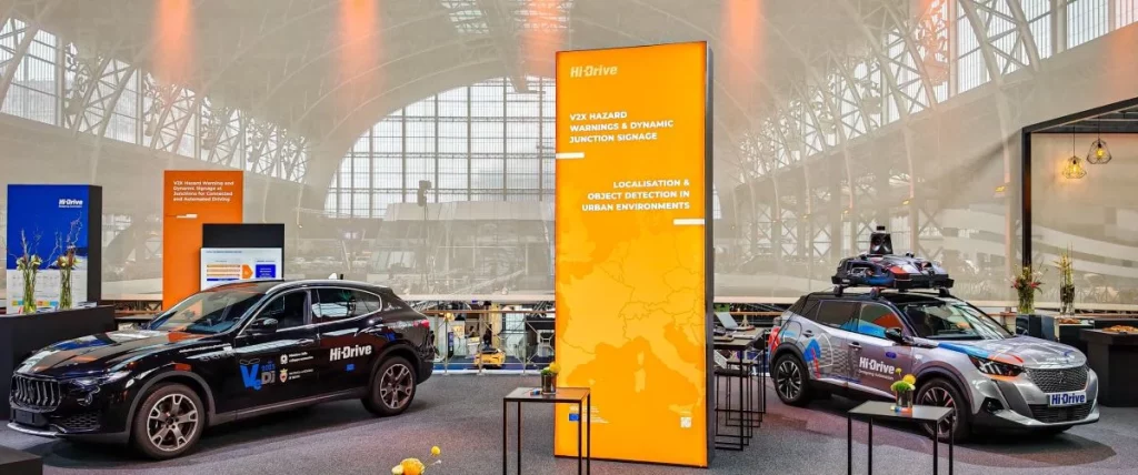 Stellantis potenzia la guida automatizzata con il progetto Hi-Drive per un futuro innovativo.