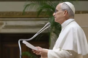 Il Papa Leone XIV ha accolto in udienza i dirigenti dell'intelligence italiana, esprimendo...