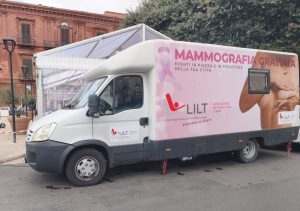 Bari trionfa nella lotta contro i tumori grazie alla prevenzione di LILTXMAS.