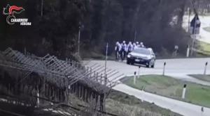 Attacco ai ciclisti nel Veronese: la rabbia dietro questo gesto inquietante.