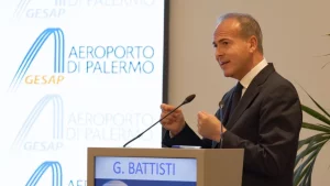Aeroporto di Palermo: aumento del traffico internazionale durante le festività natalizie.