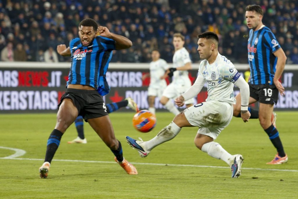 Lautaro stende l’Atalanta, l’Inter mantiene la vetta della classifica.