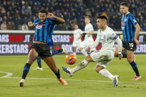 Lautaro stende l’Atalanta, l’Inter mantiene la vetta della classifica.
