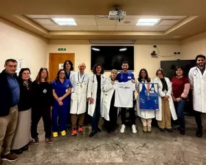 Atleta trapiantato regala medaglia mondiale all’Ismett di Palermo: un gesto di gratitudine.