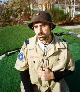 "Boy Scout" è il nuovo singolo di Cala Cala, disponibile da domani, venerdì 12 dicembre, su tutte le...