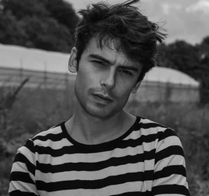 "Dreamworks" è il nuovo singolo di Leo Fulcro, disponibile da venerdì 12 dicembre su tutte le...