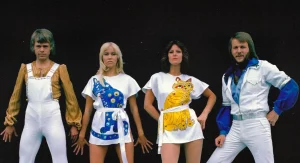 Lo scioglimento degli ABBA: tra mito, tensioni e nuove interpretazioni Quando si parla di ABBA, si...