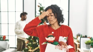 Come risolvere le tensioni natalizie in famiglia: consigli dagli esperti per un Natale sereno.
