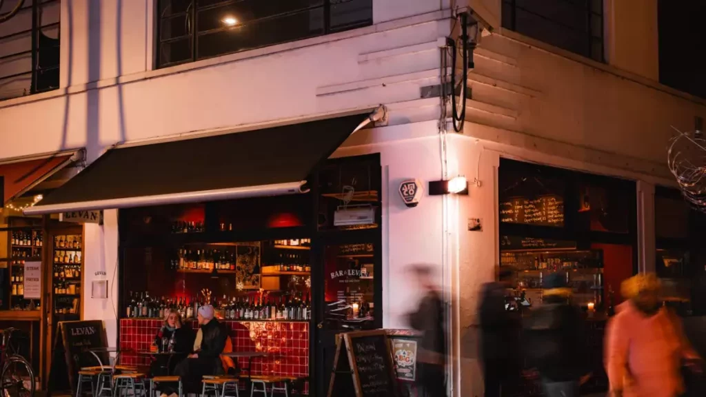 I migliori 12 wine bar di Londra da non perdere per un’esperienza unica.