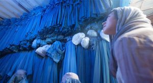 Il divieto del velo nelle scuole: una misura controversa in Austria Nonostante la ricca diversità...