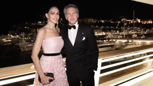 La Nascita di una Storia d'Amore Il legame tra Emanuele Filiberto e Adriana Abascal ha affascinato...