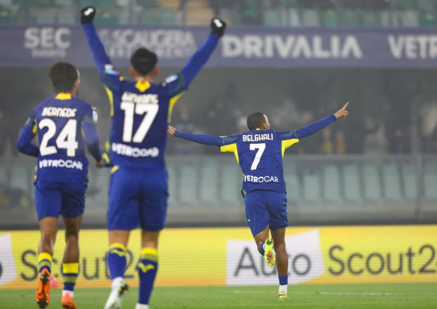 Il Verona trionfa 3-1 sull’Atalanta: prima vittoria al Bentegodi per i gialloblù.