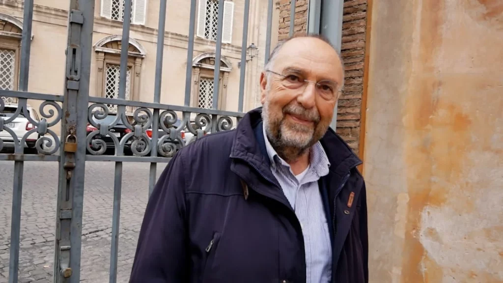 Il Dilemma Etico e Professionale dei Docenti Italiani Italo Fiorin, presidente della Scuola di Alta...