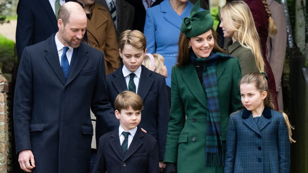 La regola natalizia della Royal Family che George, Charlotte e Louis non seguono a casa Middleton