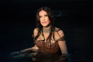 Laura Pausini: il 5 dicembre arriva il nuovo singolo “Ritorno ad amare”