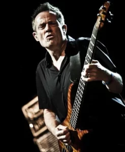 3 gennaio 1946: nasce John Paul Jones, il bassista dei Led Zeppelin