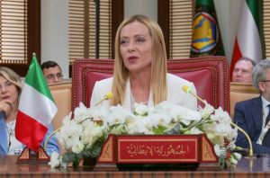 Medio Oriente: Meloni sostiene piano Trump. Ucraina: necessaria perseveranza per una soluzione.