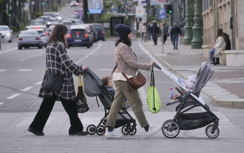 Un’analisi di Noto Sondaggi pubblicata dal Sole 24 Ore mette in luce il calo delle nascite in...