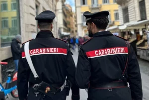 Carabinieri a Roma: sei borseggiatori arrestati in un’operazione contro il crimine.