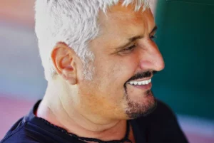 Il 21 dicembre 1991 segna l’uscita di “Sotto ’o sole”, album del cantautore napoletano Pino Daniele...