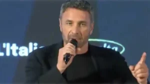 Raoul Bova parla dello scandalo estivo: ricatto, danni e sostegno familiare Raoul Bova, celebre...