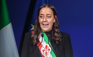 Firenze boccia la cittadinanza onoraria a Francesca Albanese: Funaro la definisce inopportuna.