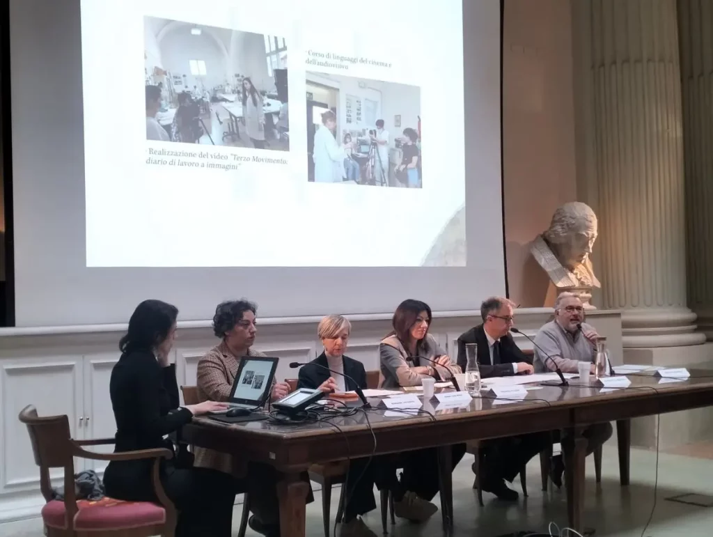 Restaurate le sculture del Parco Pasolini a Bologna: un valore ritrovato nella bellezza artistica.