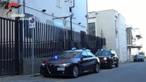 Giovane in terapia intensiva dopo colpo accidentale; arrestato l’amico per negligenza.