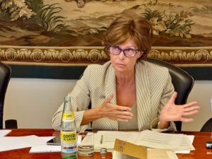 Giunta Friuli Venezia Giulia approva misure per sostenere l’occupazione locale e facilitare il lavoro.