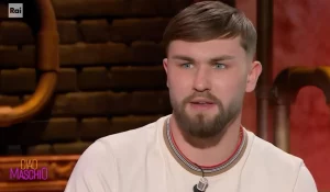 Artem Tkachuk: il suo messaggio sui social Artem svela la verità sulla sua vita con un lungo...