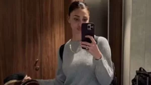 Belén Rodriguez celebra un Capodanno all’insegna della libertà e dell’amore per sé stessa.