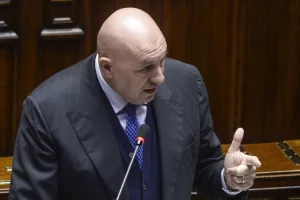 Scudo spaziale: 4,4 miliardi necessari per la sicurezza nazionale