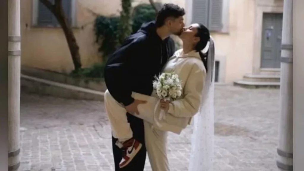 Valentina Vignali e Fabio Stefanini: nozze civili a Pesaro in tuta e sneakers.