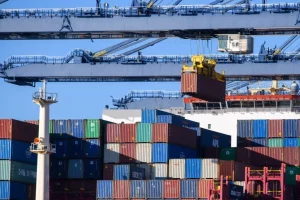 Export extra Ue a novembre cala del 3,3% su base annua
