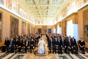 Questa mattina, Papa Leone XIV ha incontrato una delegazione del Gruppo dei conservatori al...