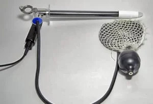 Qual è la differenza tra sigmoidoscopia rigida e flessibile? La sigmoidoscopia rigida e quella...