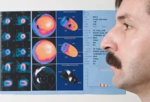 L'avvelenamento da tallio rappresenta una condizione rara e complessa da diagnosticare e trattare...