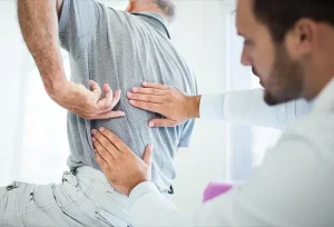 Il dolore da sciatica lieve o moderato può essere gestito efficacemente a casa in poche settimane...