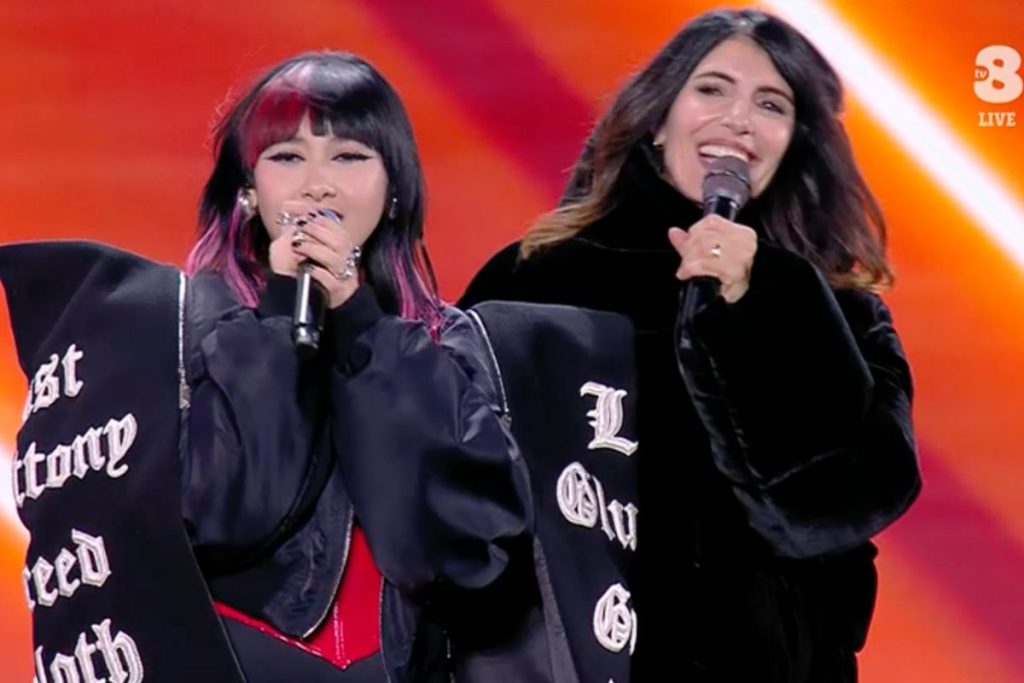 X Factor 2025: Rob sorprende, eroCaddeo domina con l’inedito “Punto”