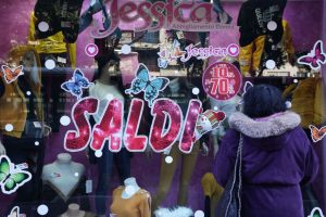 Saldi: Firenze guida lo shopping turistico, Milano vince per spesa media per scontrino