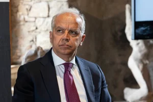 Milano-Cortina: Piantedosi rassicura, “Forze Ice nelle strade è solo una fake news”.