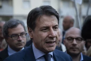 Conte: “Uniti per difendere la Repubblica indivisibile e solidale”