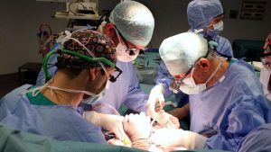 San Raffaele Milano: pionieri della chirurgia vascolare mininvasiva per soluzioni innovative e sicure.