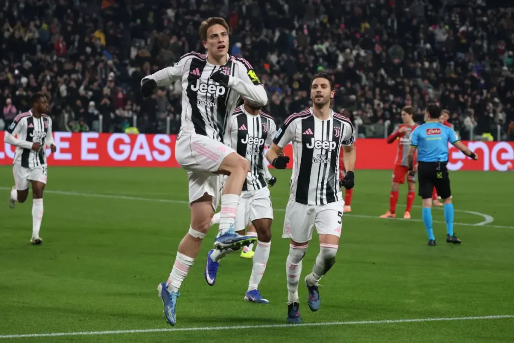 Juve incontenibile: Cremonese sconfitta 5-0 in una sera di pura dominazione.