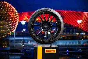 Pirelli 2025: pneumatici innovativi e tecnologia Cyber Tyre per prestazioni eccezionali.
