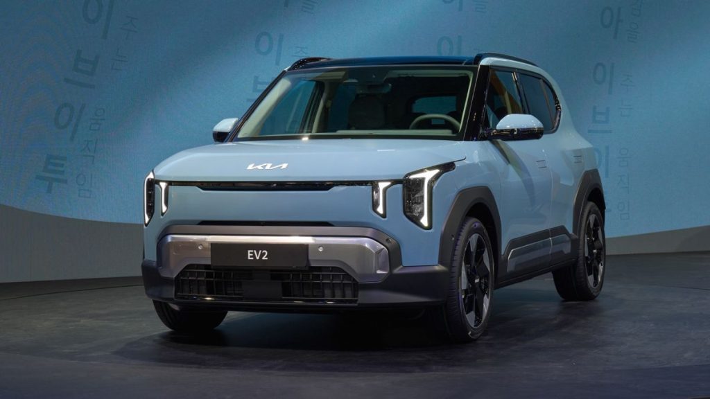 Kia EV2: l&rsquo;eccellenza del nuovo B-SUV elettrico per prestazioni e design innovativo.
