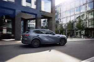 Scopri la nuova Mazda CX-60 e-Skyactiv D Homura: eleganza e innovazione in noleggio.